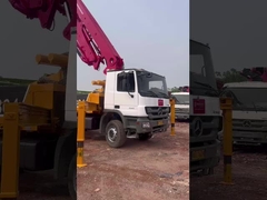 36M Pusmeister betonowa ciężarówka z trzema sekcjami w używanym, odnowionym stanie